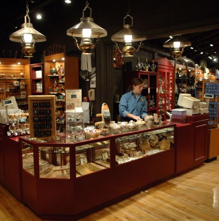 Grand Canyon Shopping: A Surplus of Souvenirs