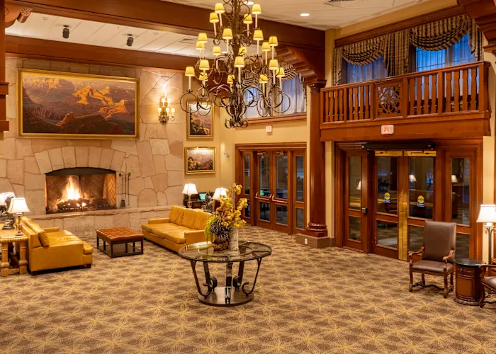Grand Canyon Railway Hotel lobby